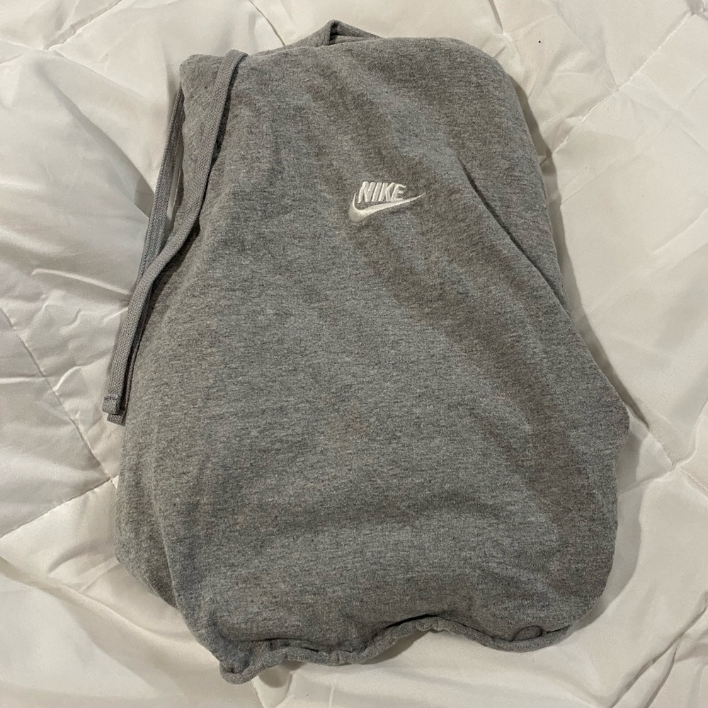 💗girls xl nike cropped sweatshirt